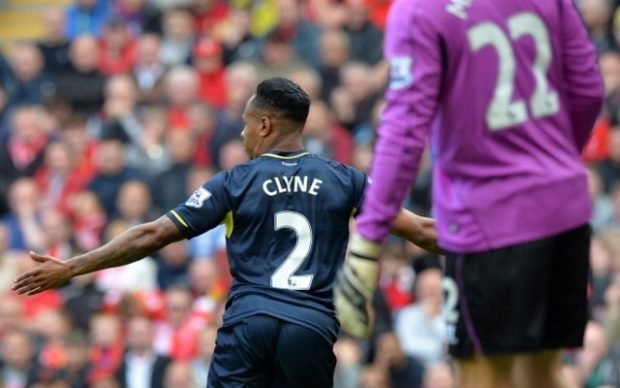 Liverpool to make improved bid for Clyne 1