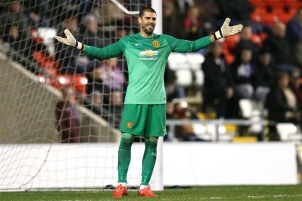 BREAKING: Victor Valdes completes Standard Liege loan 1