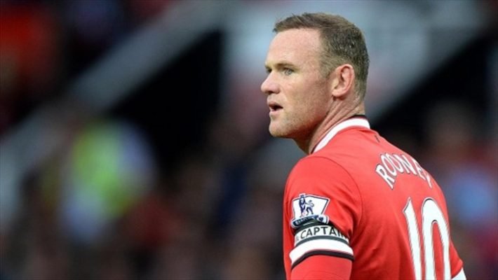 Manchester United debating Rooney's future 1