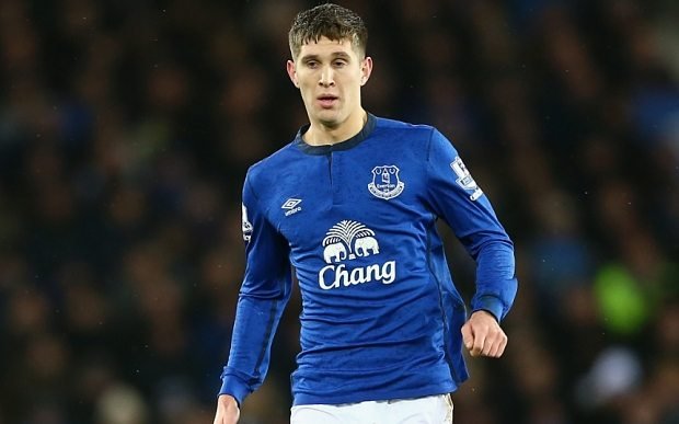 Man United and Man City battle for Stones 1