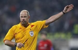 Referee Martin Hansson of Sweden is seen during a Champions League soccer match between Besiktas and CSKA Moscow at Inonu stadium in Istanbul in this December 8, 2009 file photo. REUTERS/Murad Sezer