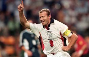 TOP 10 GREATEST ENGLAND STRIKERS EVER! 9