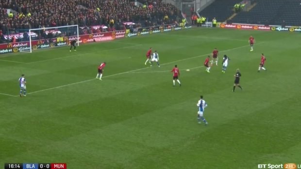 Blackburn 1-2 Manchester United Zlatan Goal Video Highlight 1