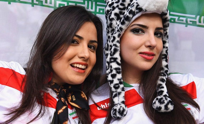 Images, Pictures and Photos of Beautiful, Sexy and Hot Iran girls - Iran Female Fans in World Cup 2022