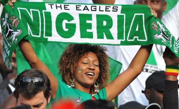 Images, Pictures and Photos of Beautiful, Sexy and Hot Nigerian girls - Nigeria Female Fans in World Cup 2022