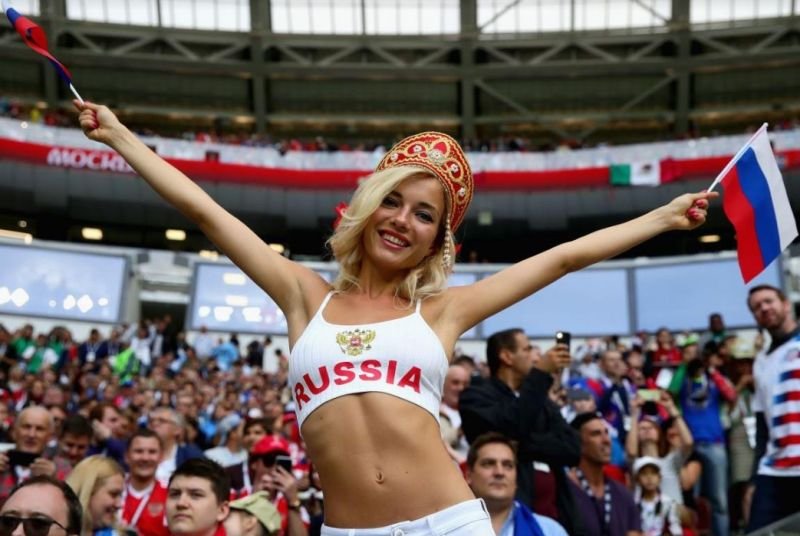 Photos of hot Female Fans in World Cup 2022 Russia