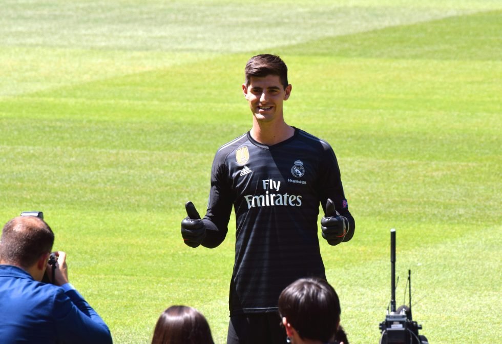 Atletico Madrid fans are angry about Thibaut Courtois move to Real Madrid