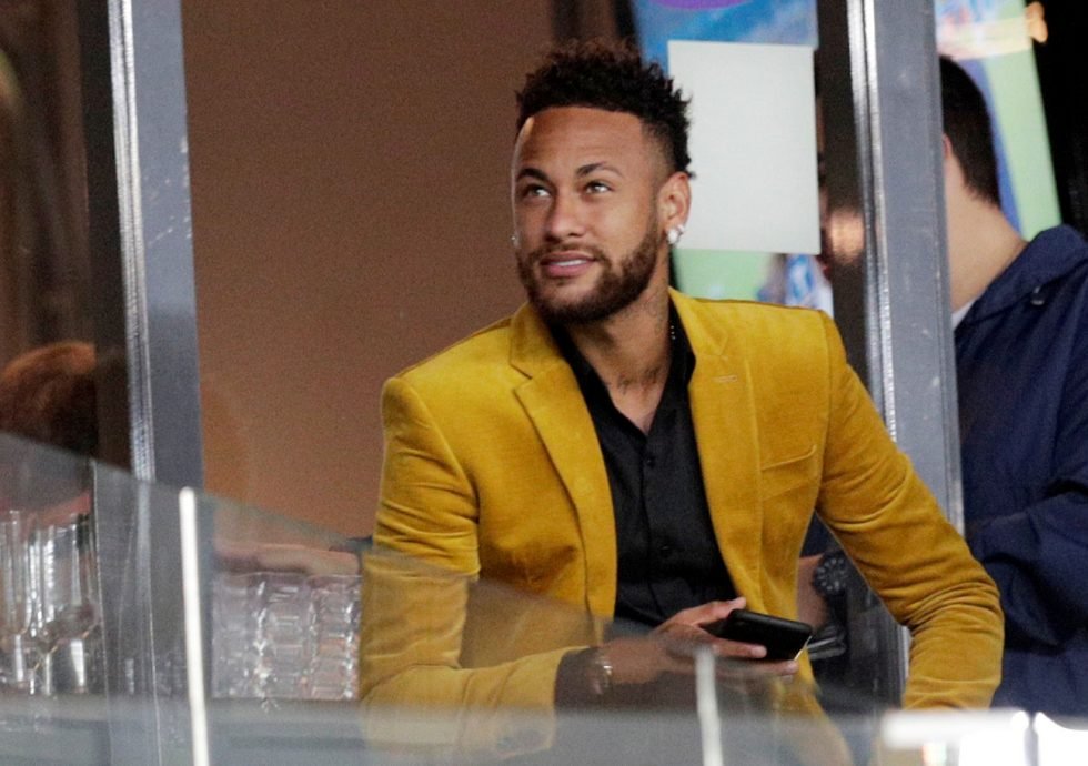 Neymar saga continues with his father responding to PSG punishment