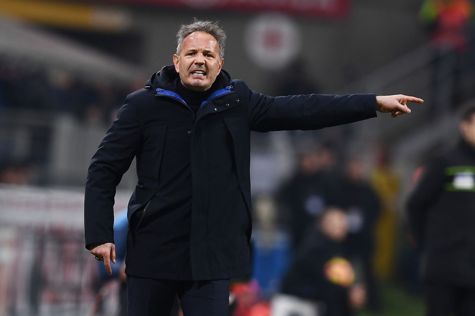 Bologna coach returns despite ongoing chemotherapy 1