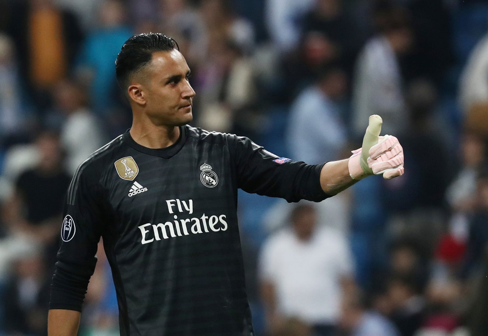 Real Madrid & Paris Saint-Germain in a goalkeepers swap 1