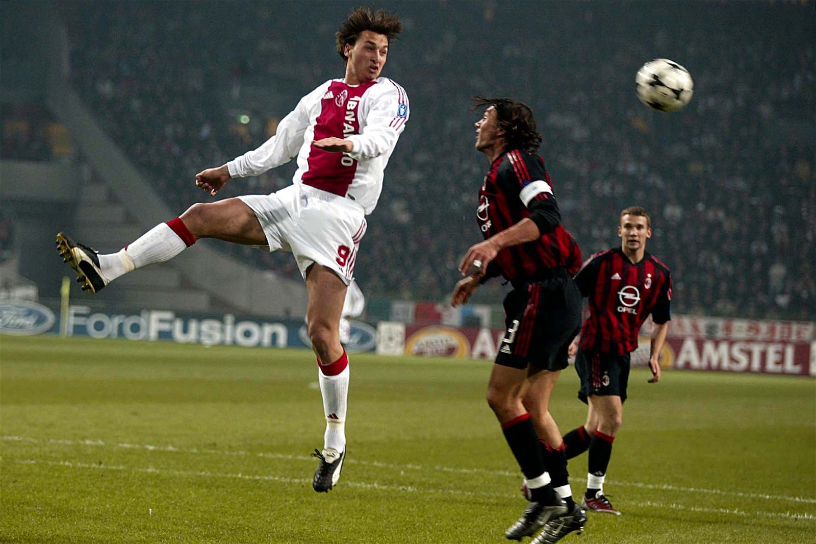 Top 10 Ibrahimovic goals for Ajax 3