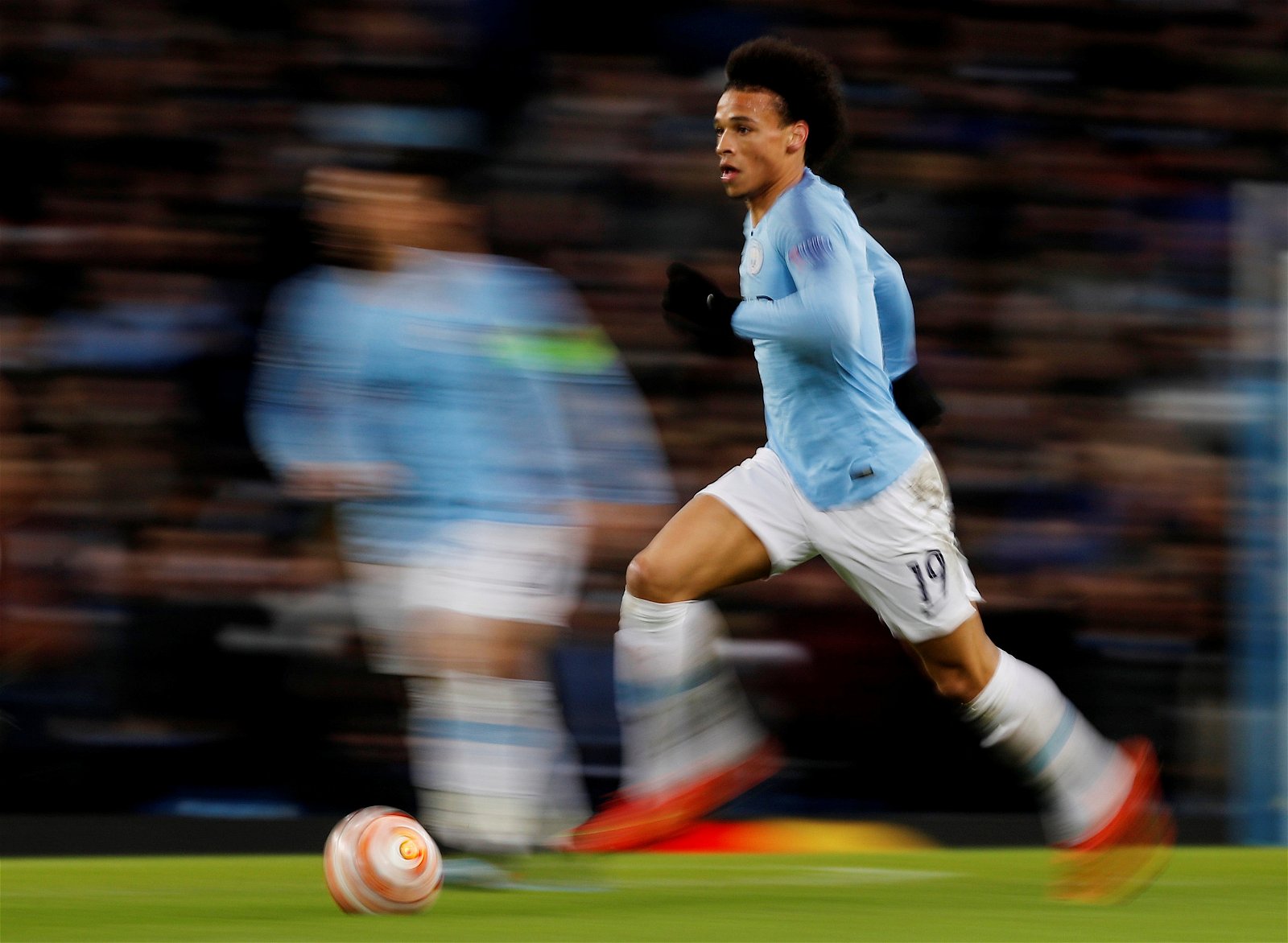 Top 5 players with fastest sprint in 2018/19 Champions League 11
