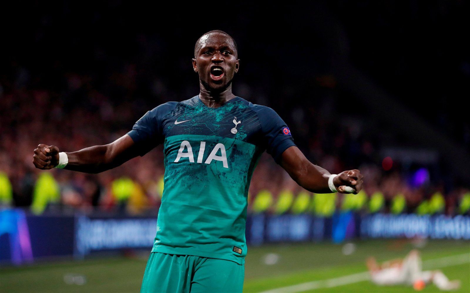 OFFICIAL: Tottenham tie midfielder Moussa Sissoko down with a new deal 1