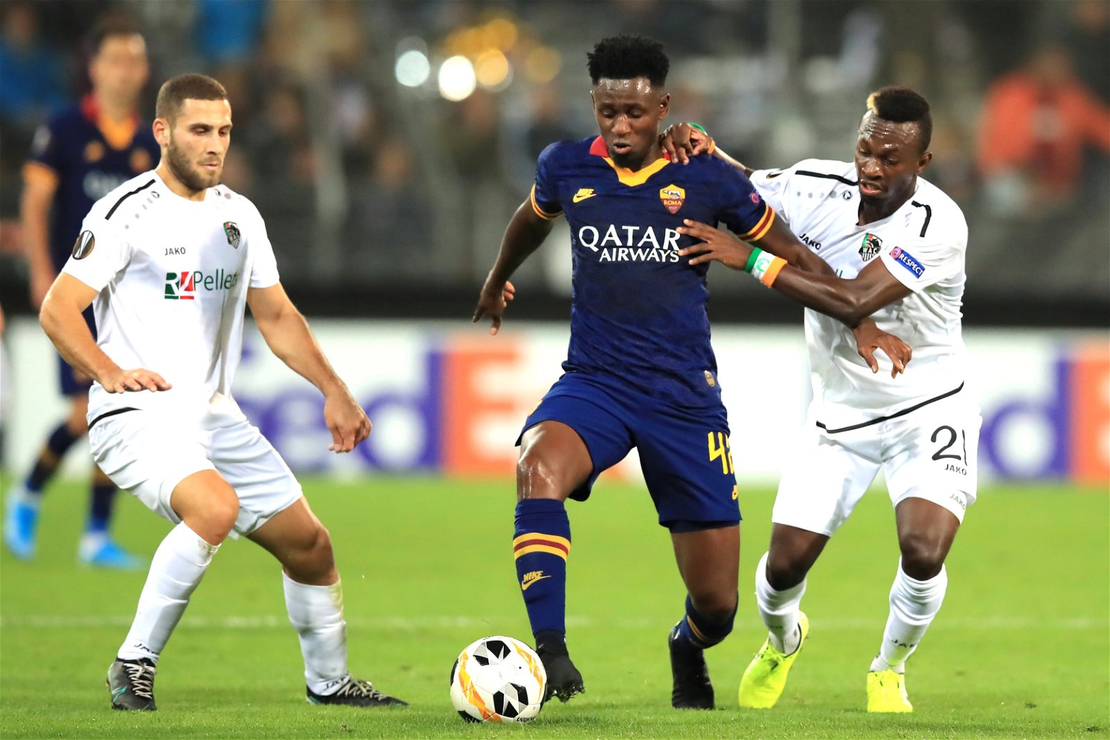 Edin Dzeko & Amadou Diawara add to Serie A side Roma injury woes