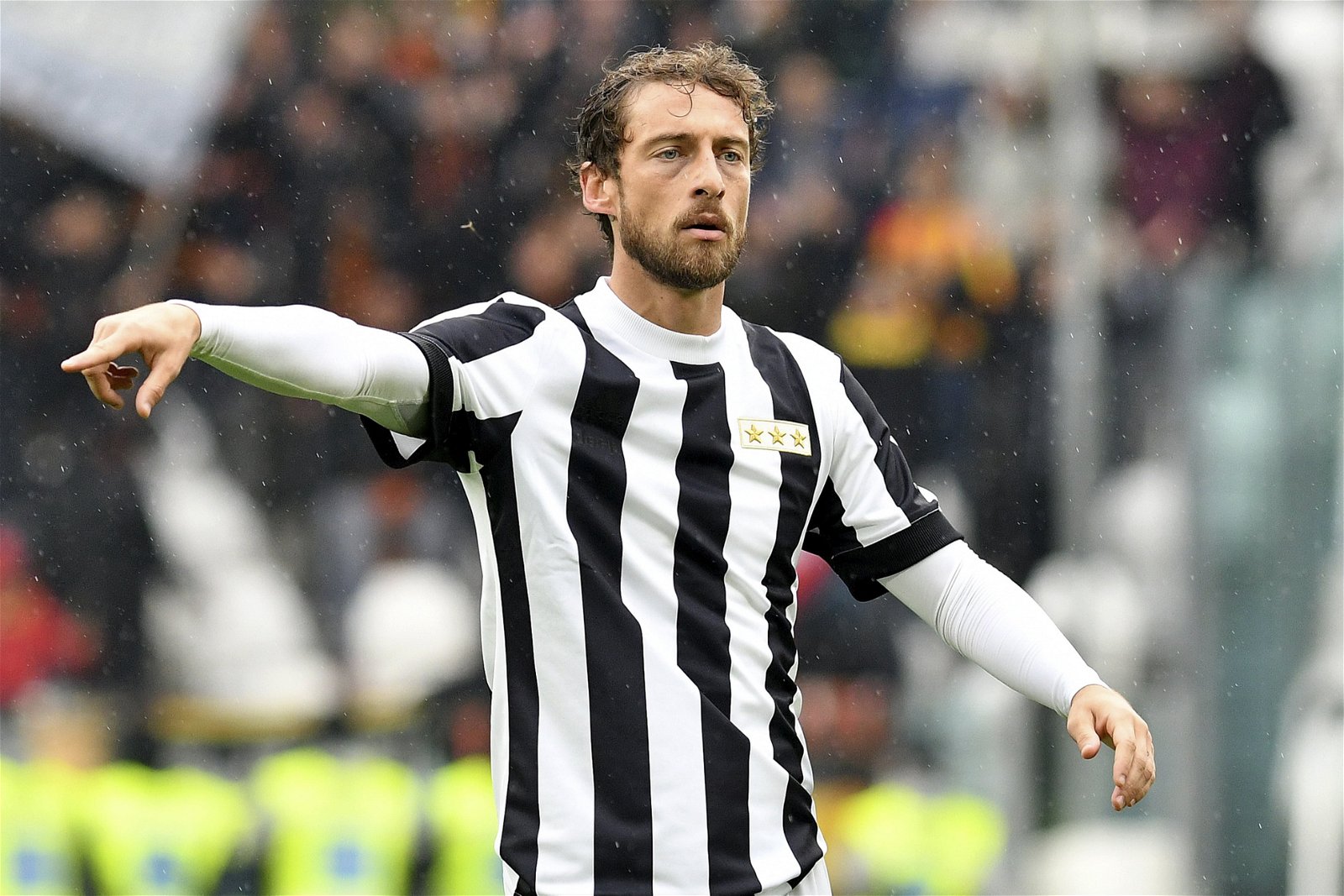Italian midfielder Claudio Marchisio announces retirement from football 1