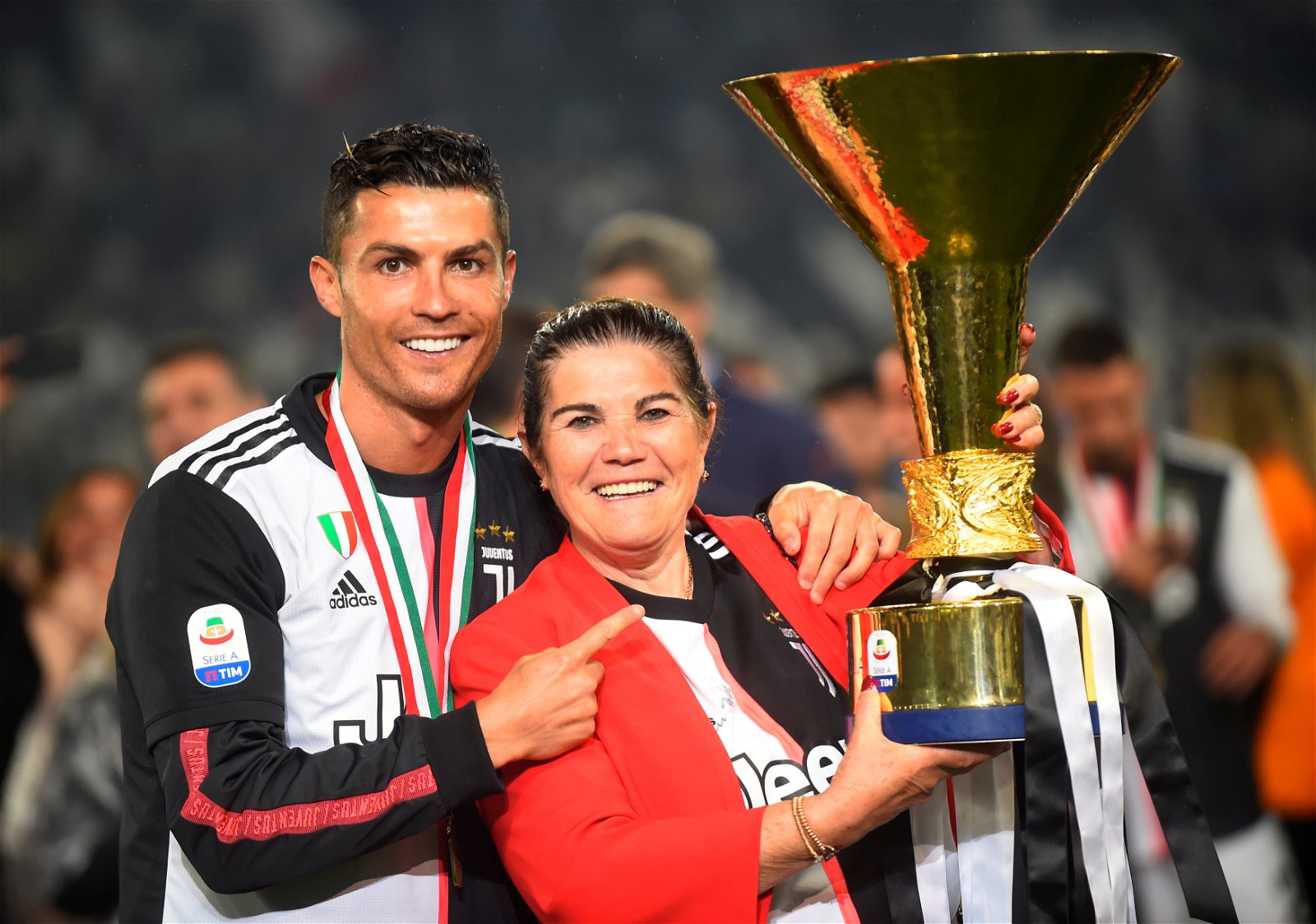 Ronaldo's mother says Juventus star Ronaldo the victim of football mafia