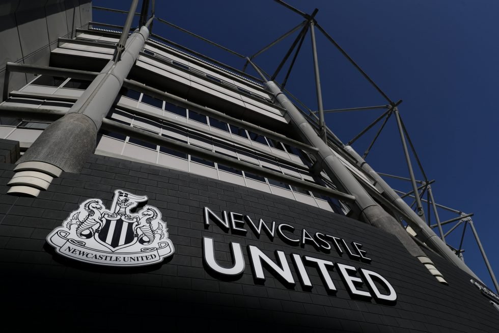 Newcastle to go on Barcelona raid