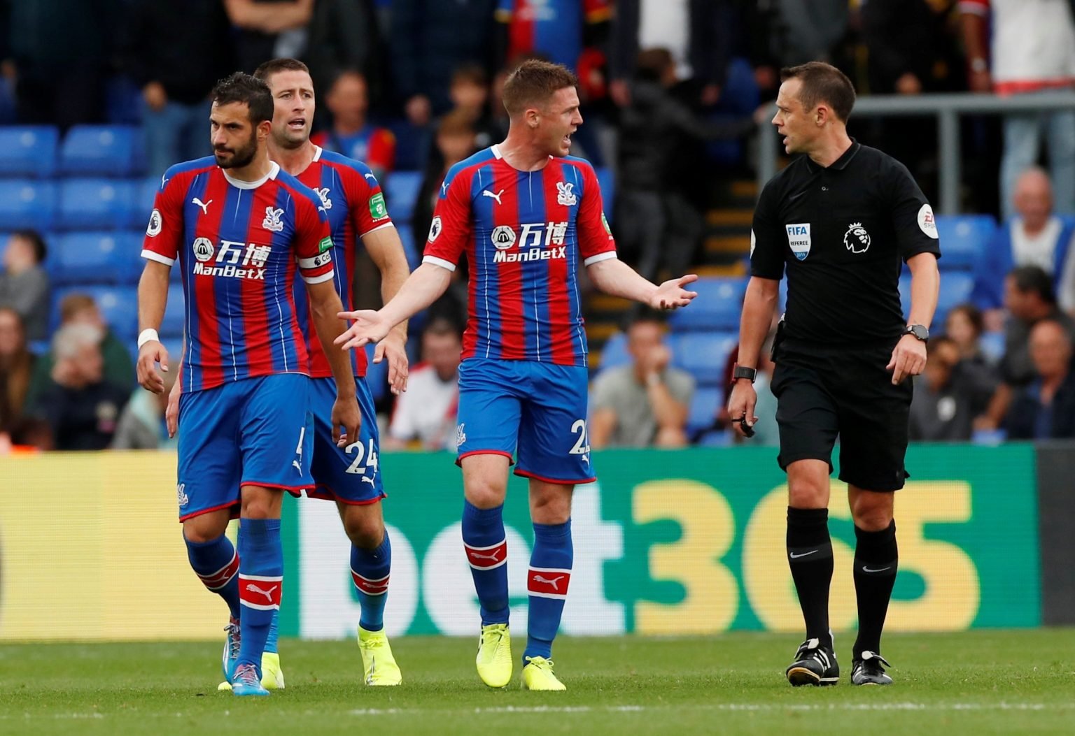 Crystal Palace Players Salaries 2023 (Highest Weekly Wages)