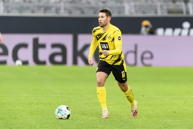Raphael Guerreiro Lifts Lid On His Dortmund Future