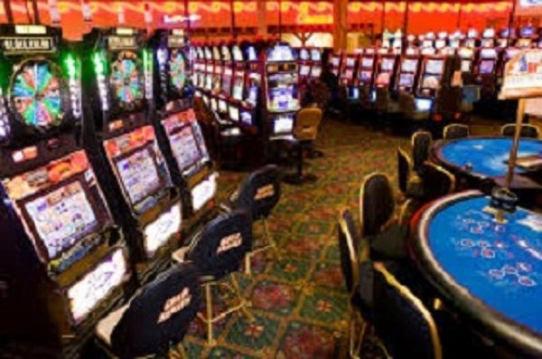 Why Everyone Needs to Give Online Casino Slots a Try