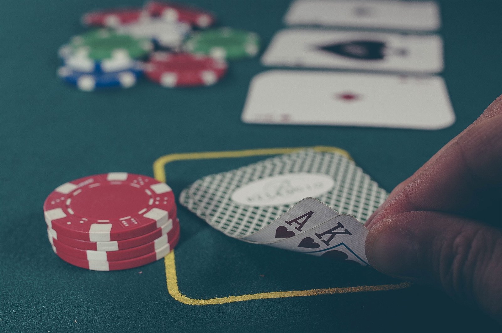 Why blackjack remains popular in the 21st century 1