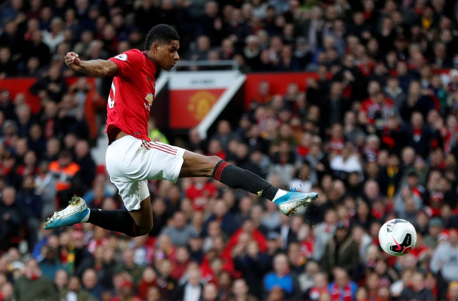 Marcus Rashford is one of the fastest footballer in the World (Manchester United) - 36 KMph
