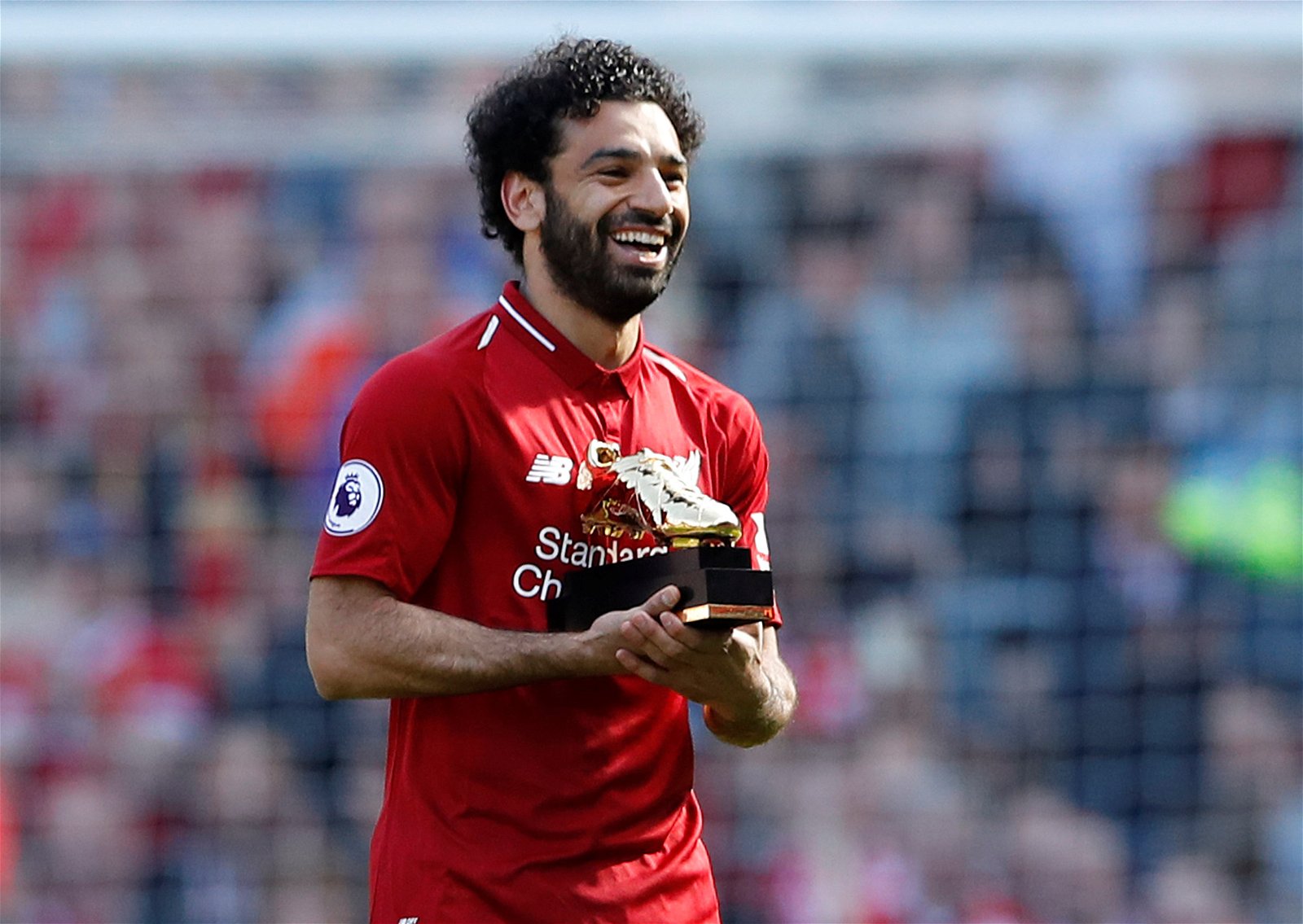 Mohamed Salah with his first golden boot in the 17/18 season