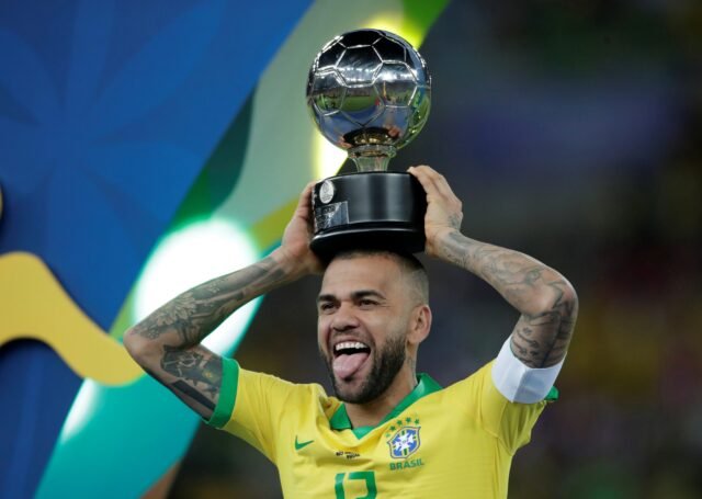 Brazil manager Tite defends Dani Alves selection in World Cup 2022
