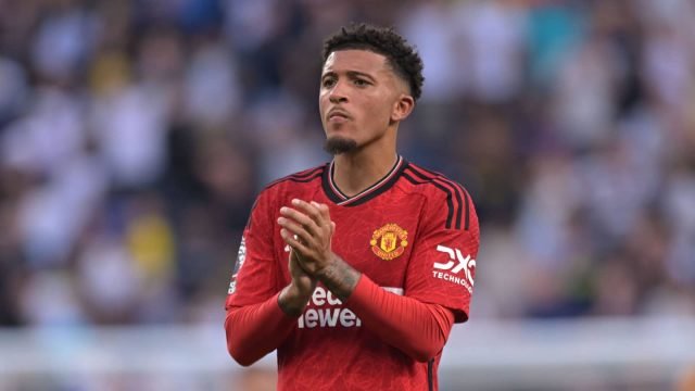Should United seek a solution with Sancho or sell in January?