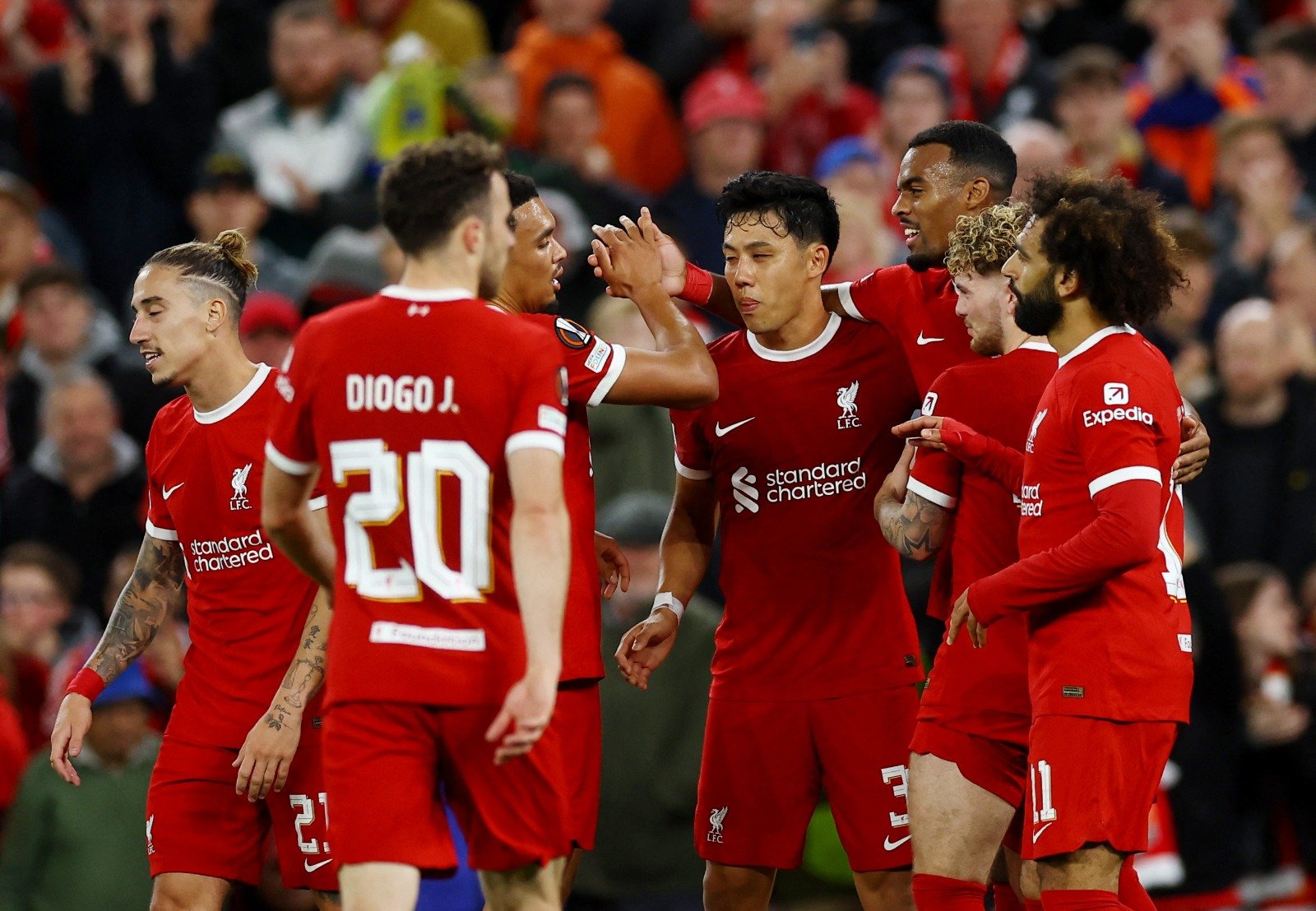 Jamie Carragher believes Liverpool can challenge Man City this season