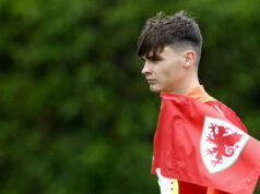 Who is the lowest paid footballer in England? Charlie Crew- Who is the lowest paid footballer in England?